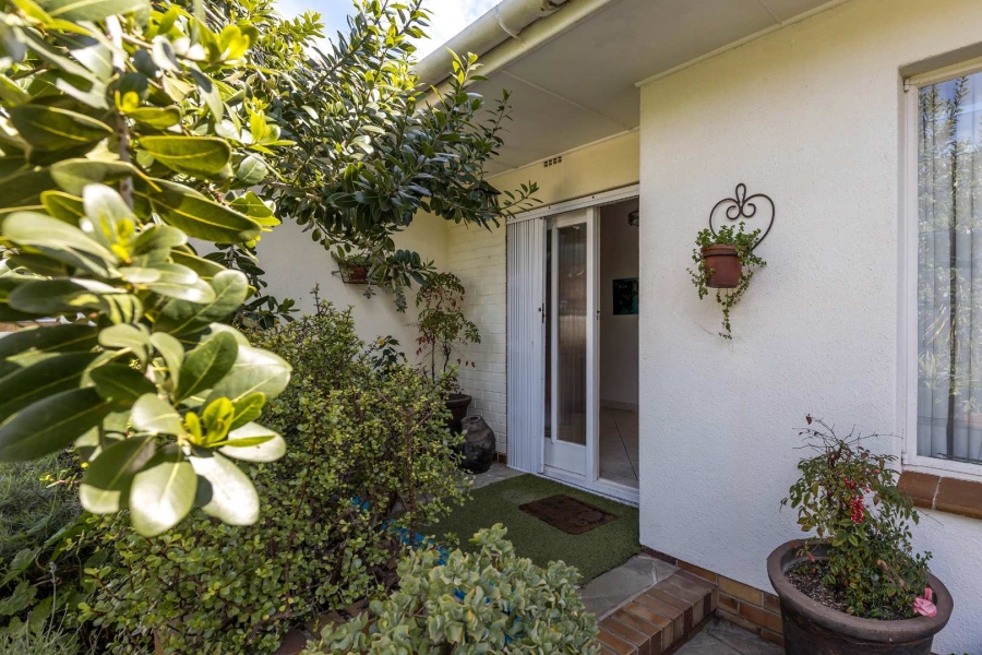 4 Bedroom Property for Sale in Milnerton Western Cape